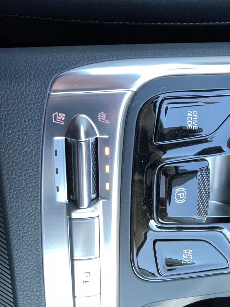 New 2026 Kia Carnival SX w/ SX Dark Edition Package image 21