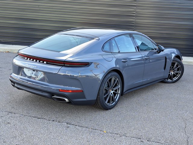 New 2026 Porsche Panamera 4 image 7