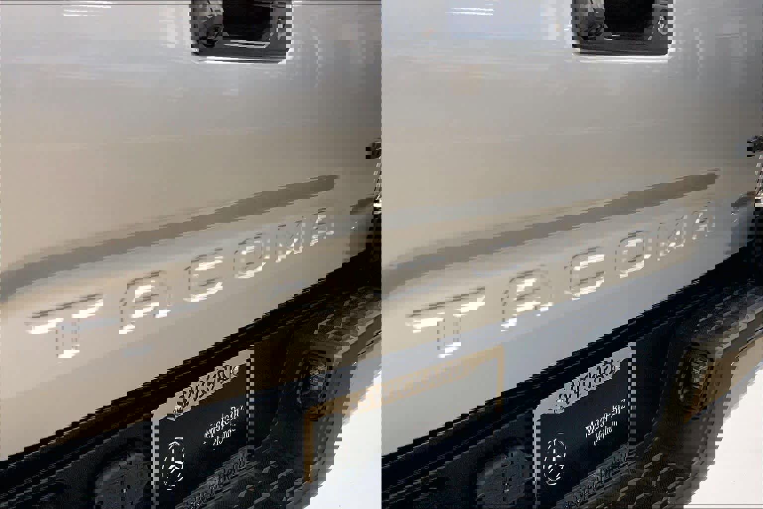 Used 2022 Toyota Tacoma TRD Off-Road image 14