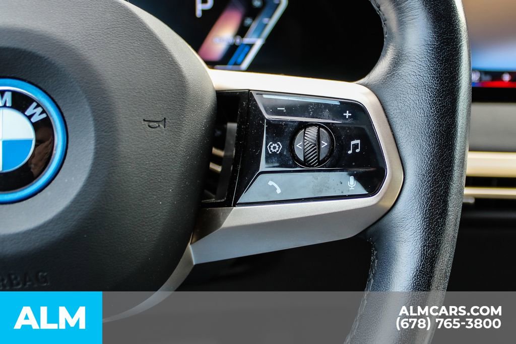 Used 2023 BMW iX xDrive50 image 28