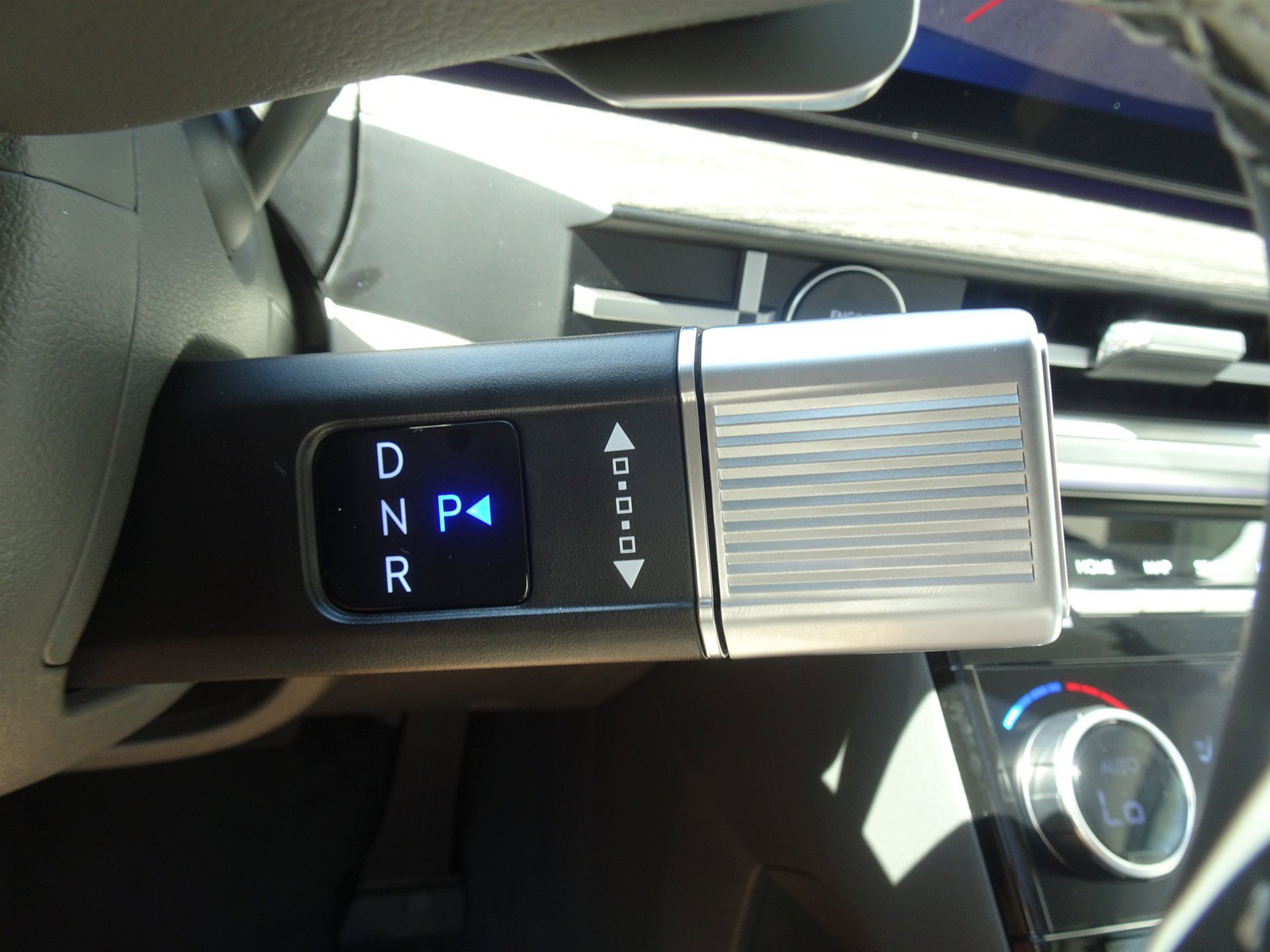 New 2025 Hyundai Santa Fe Calligraphy AWD/4WD image 14