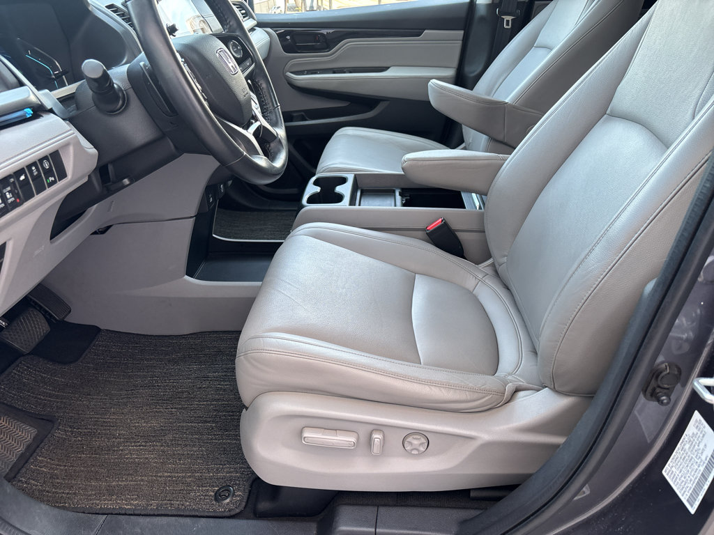 Used 2023 Honda Odyssey Touring image 11