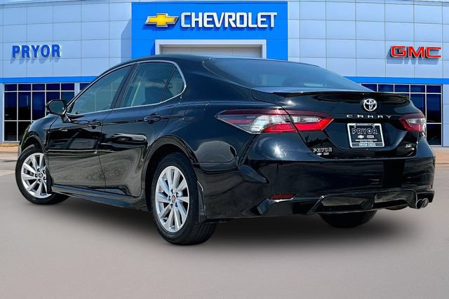 Used 2024 Toyota Camry SE FWD image 4