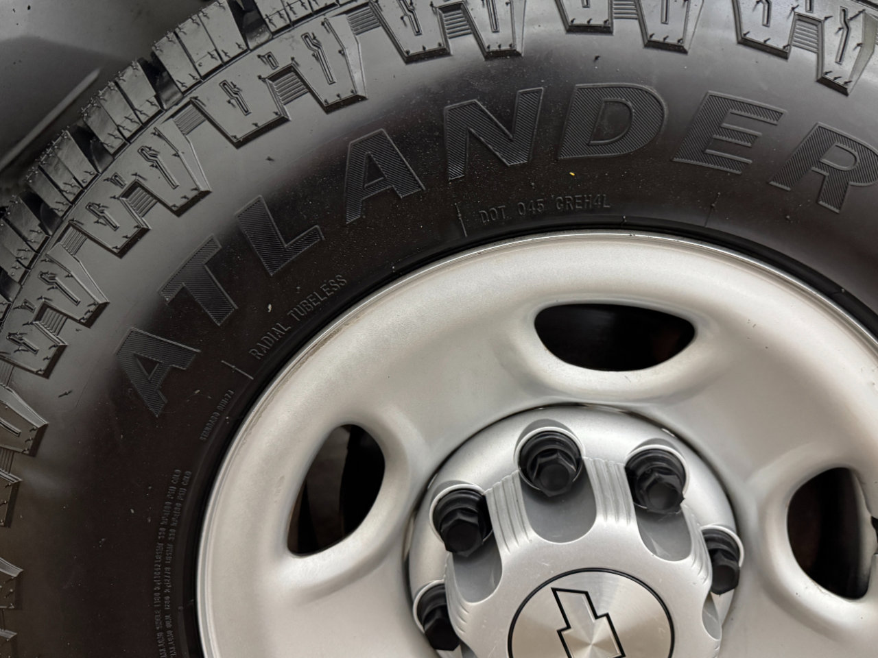 Used 2019 Chevrolet Express 2500 w/ Driver Convenience Package image 35