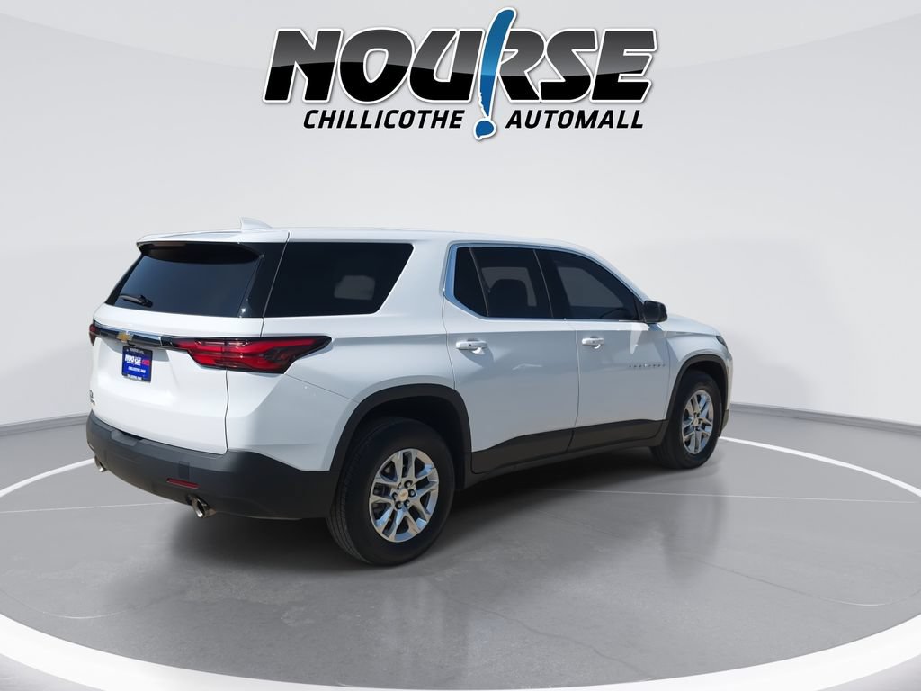 Used 2023 Chevrolet Traverse LS w/ LPO, Cargo Package FWD image 8