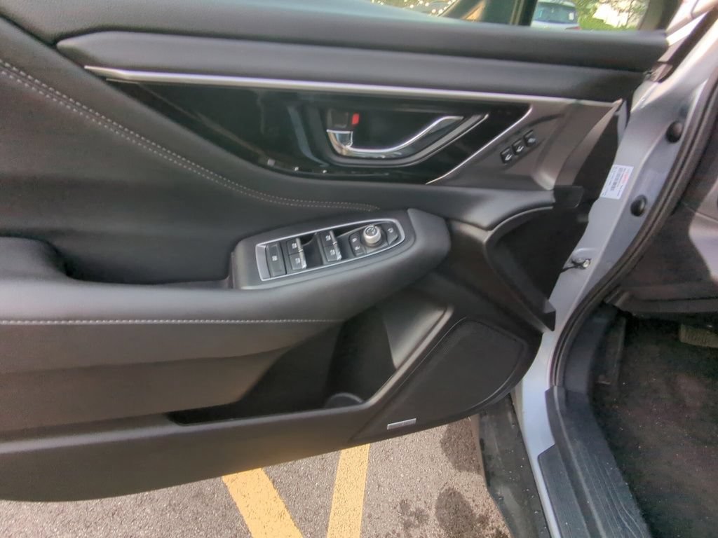 Used 2024 Subaru Outback Touring XT AWD/4WD image 8