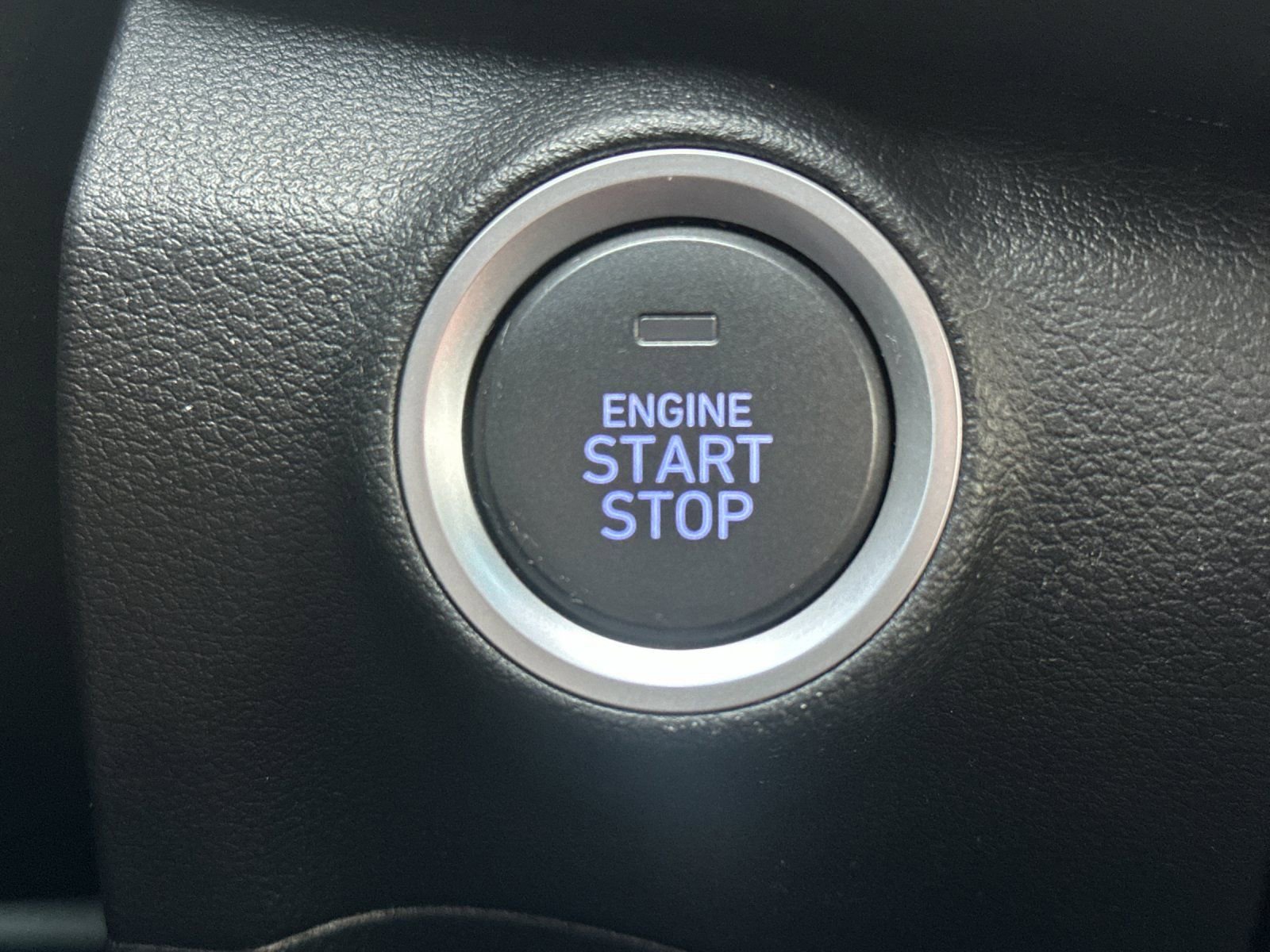 Certified 2023 Hyundai Kona SEL image 23