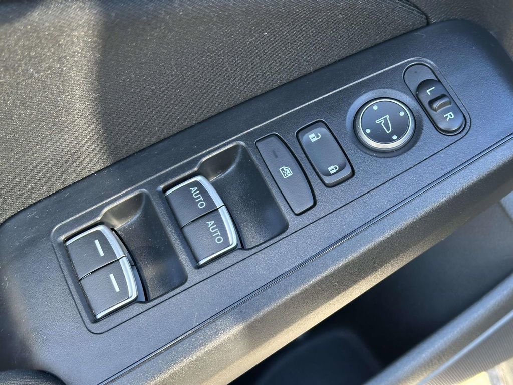 Used 2023 Honda Civic Sport image 19