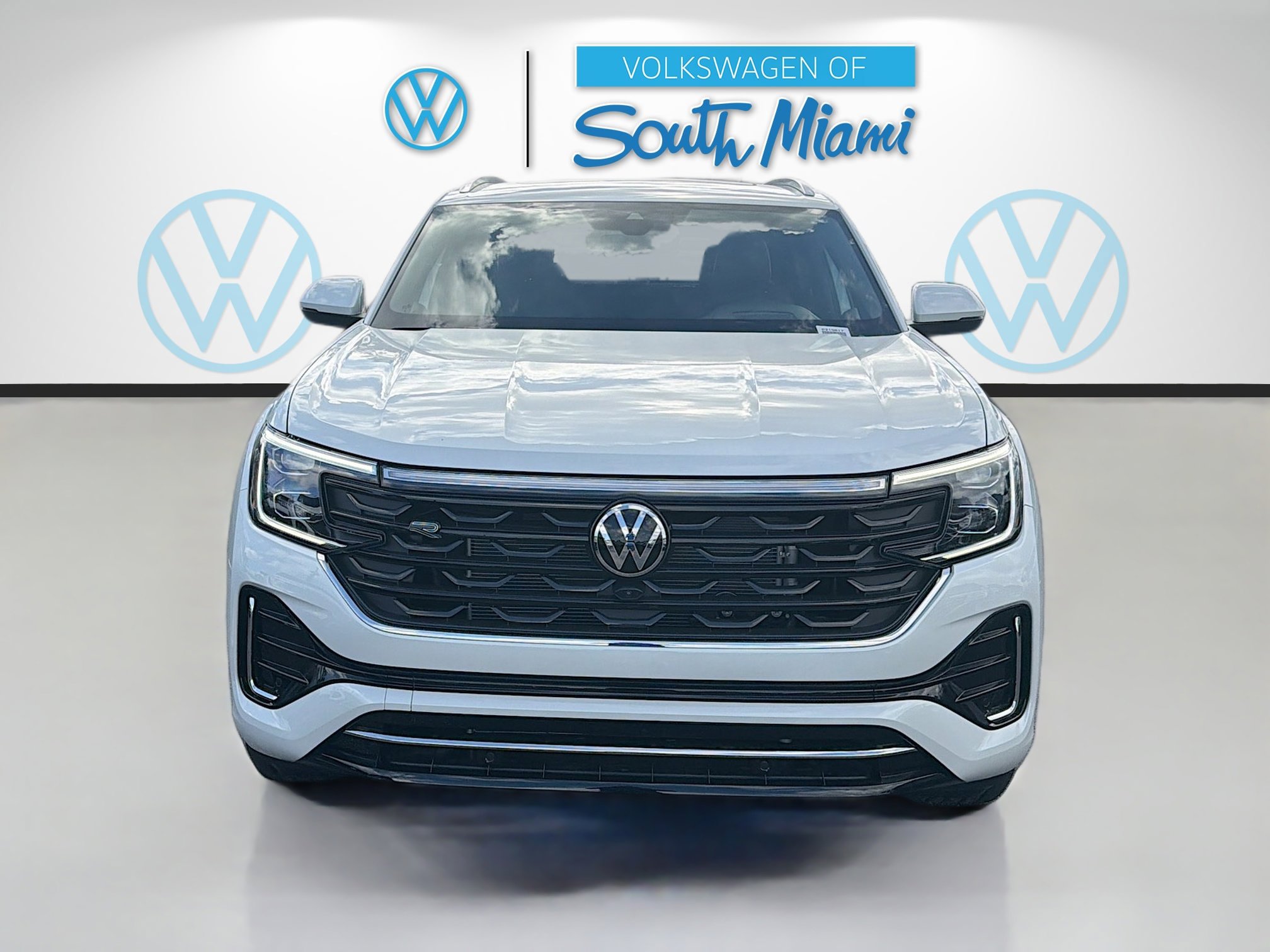 New 2026 Volkswagen Atlas Cross Sport SEL Premium R-Line image 2