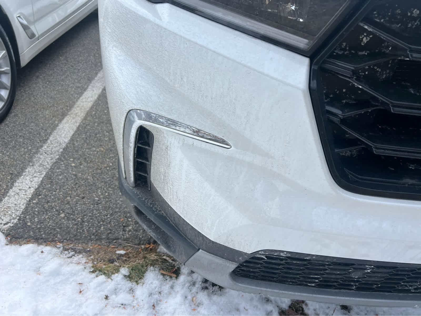 Used 2025 Honda Pilot Touring image 3