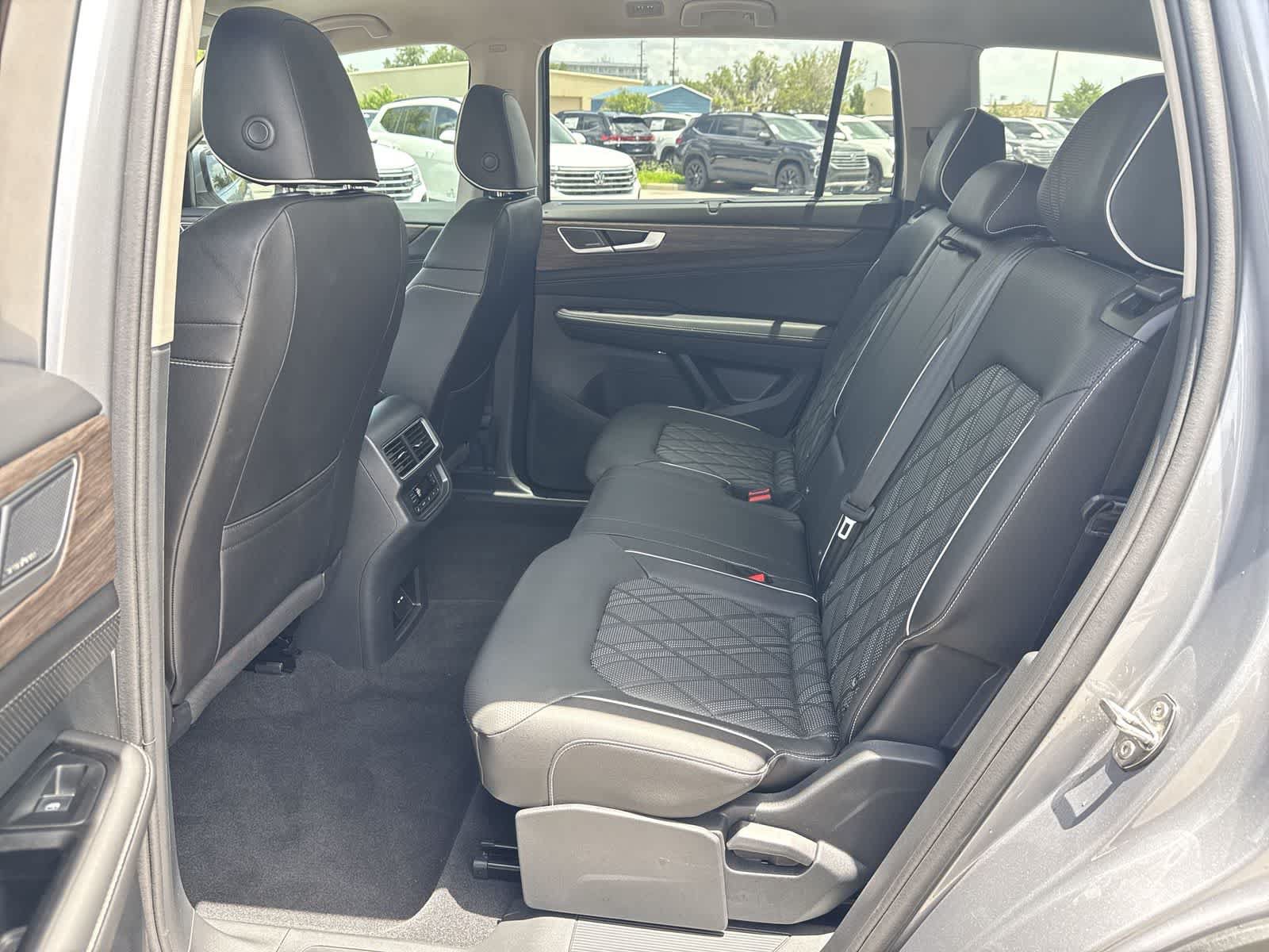 Used 2026 Volkswagen Atlas SEL Premium R-Line AWD/4WD image 26