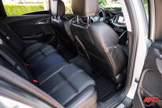 Used 2015 Chevrolet SS RWD image 72