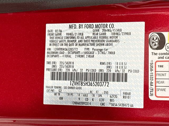 Used 2006 Ford Mustang GT image 26