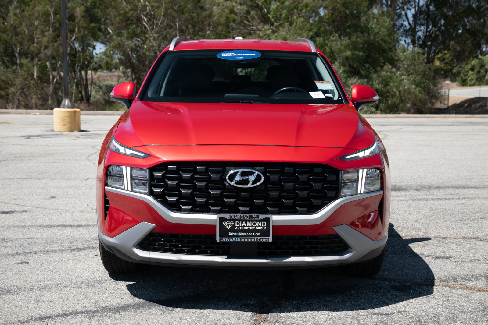 Used 2023 Hyundai Santa Fe SEL image 2