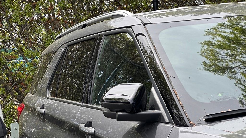 Used 2022 Ford Explorer Platinum w/ Equipment Group 601A image 3