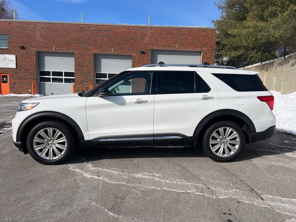 Used 2020 Ford Explorer Limited image 2