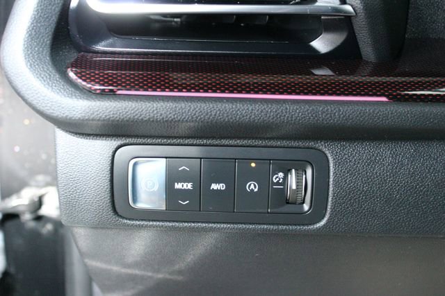 Certified 2025 Chevrolet Traverse RS w/ LPO, Floor Liner Package image 18