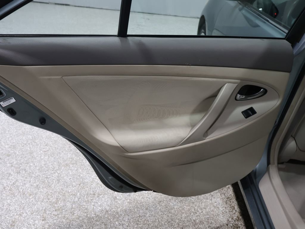 Used 2008 Toyota Camry LE image 23