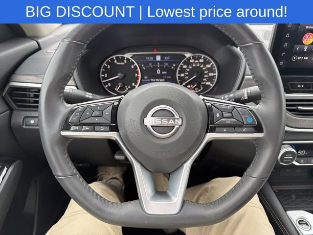 Used 2025 Nissan Altima 2.5 SL FWD image 37