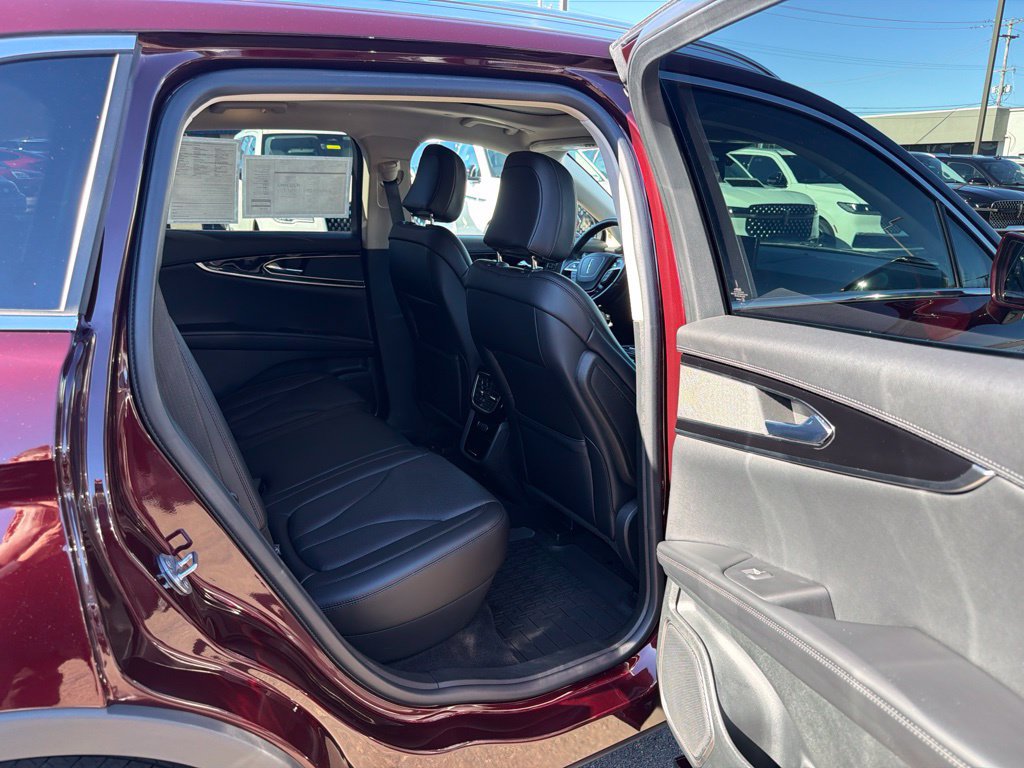 Certified 2023 Lincoln Nautilus Reserve AWD/4WD image 18