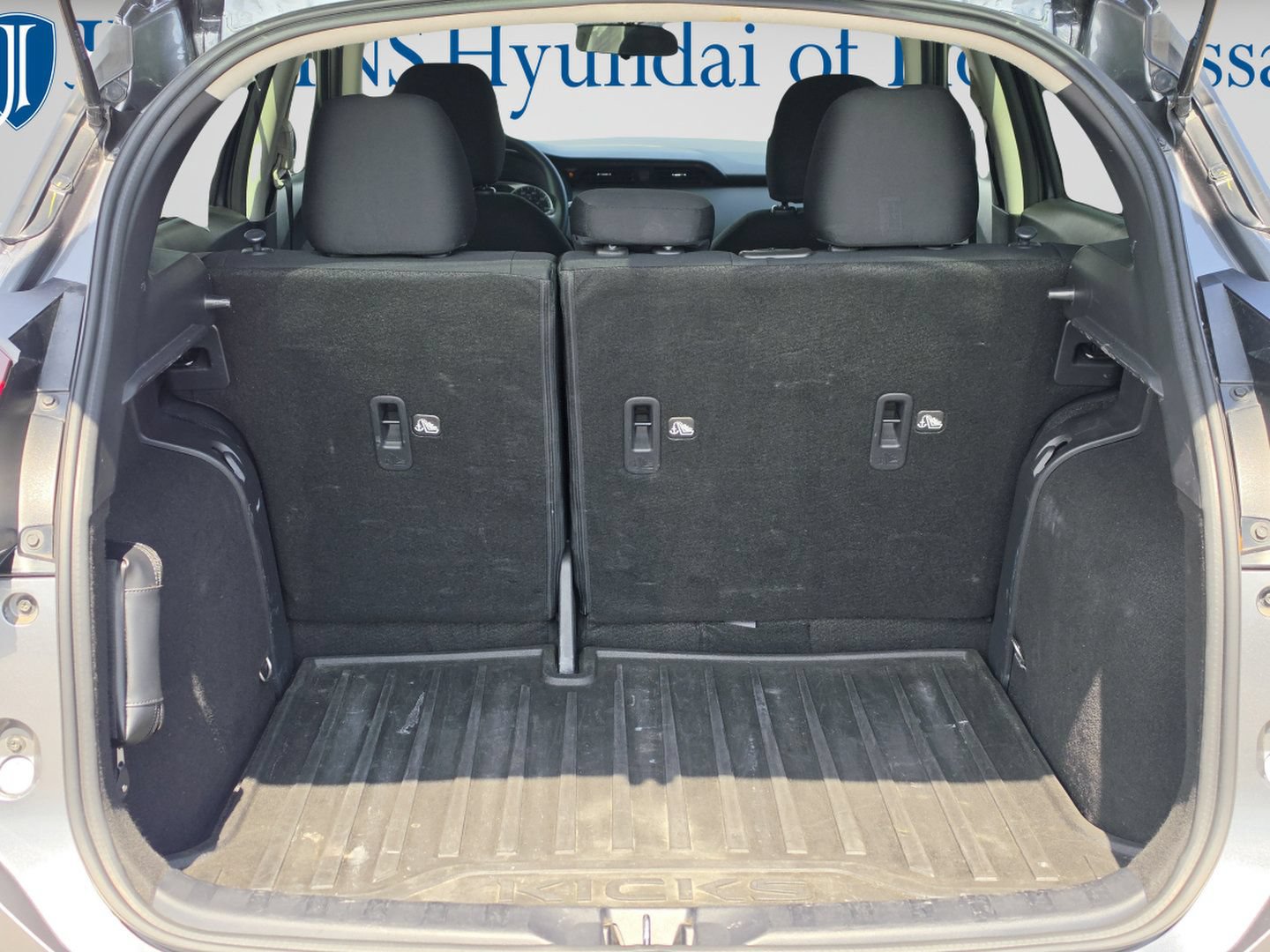 Used 2023 Nissan Kicks S FWD image 15