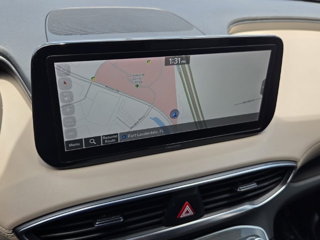 Used 2023 Hyundai Santa Fe SEL FWD image 18