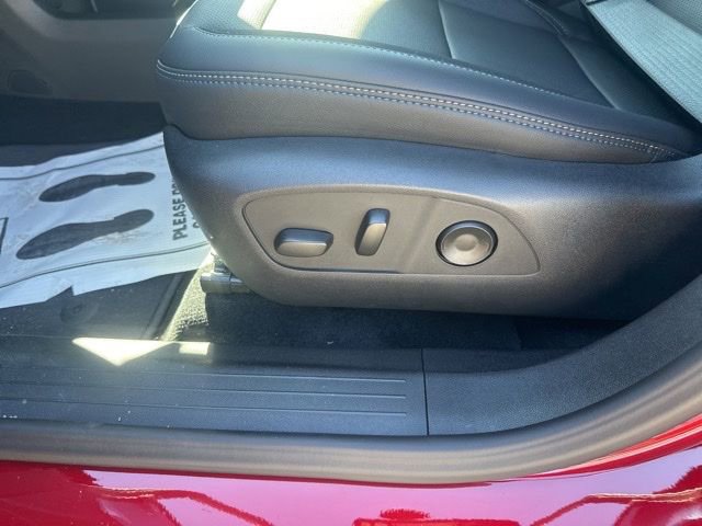 New 2026 Chevrolet Equinox EV LT image 17