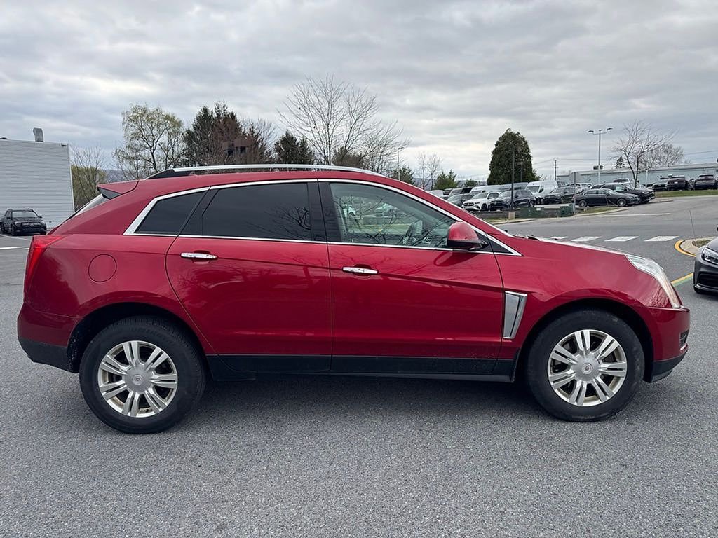 Used 2015 Cadillac SRX Luxury w/ Driver Awareness Package AWD/4WD image 2