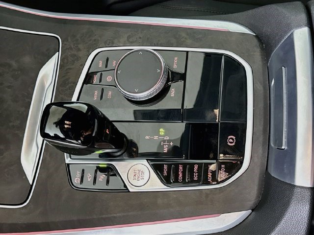 Used 2022 BMW X5 sDrive40i w/ Parking Assistance Package RWD image 19