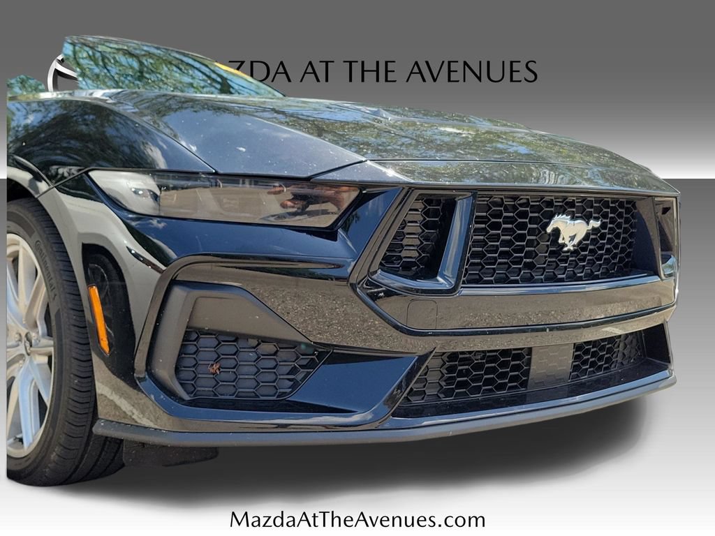 Used 2025 Ford Mustang GT Premium RWD image 6