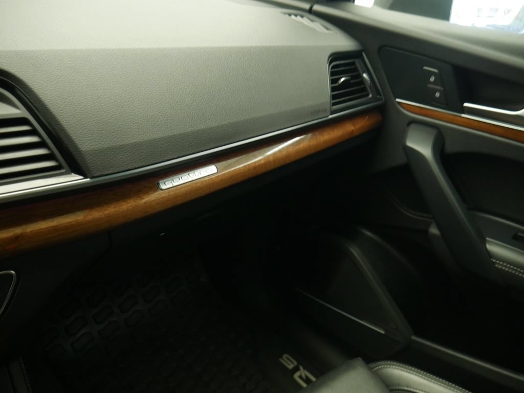 Certified 2023 Audi Q5 2.0T Prestige AWD/4WD image 34
