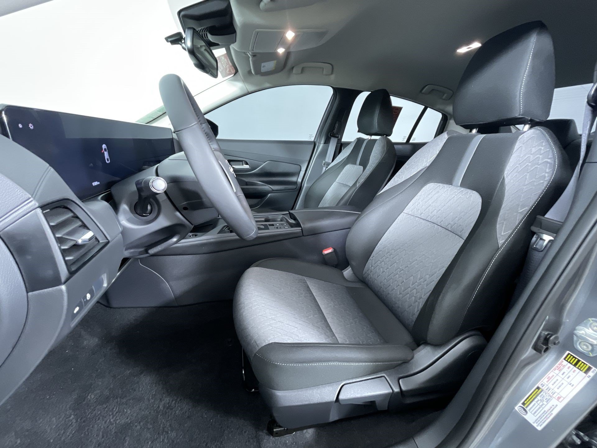 Certified 2026 Nissan Sentra SV w/ SV Convenience Package FWD image 15