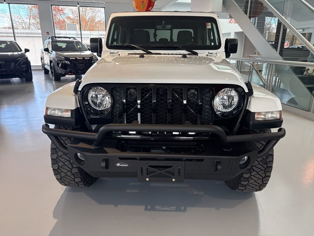 Used 2021 Jeep Gladiator Willys image 2