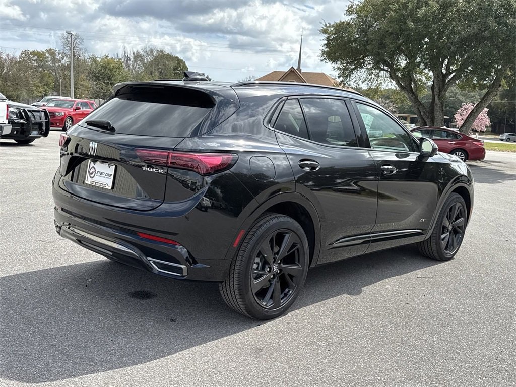 New 2025 Buick Envision Sport Touring image 7