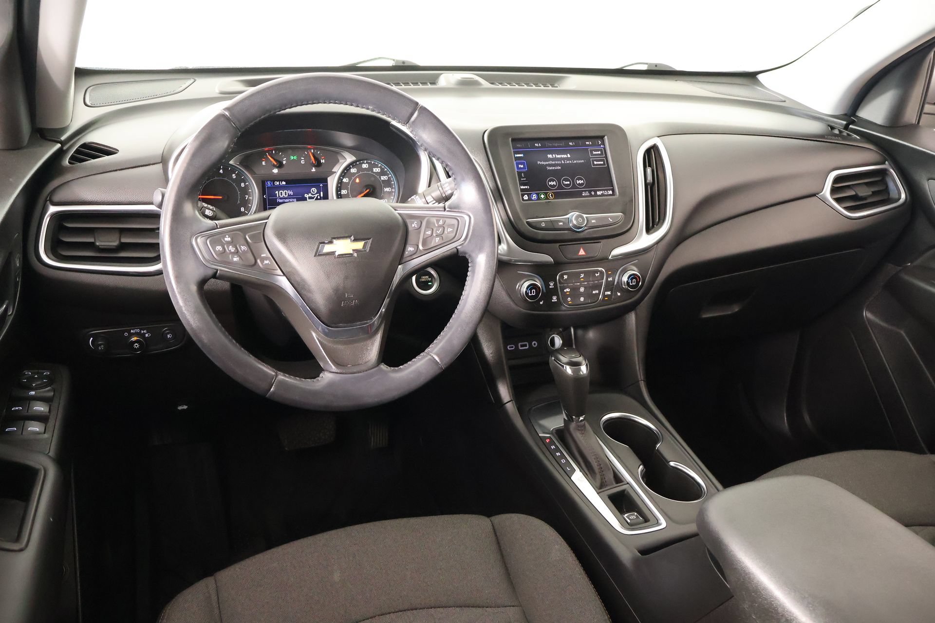 Used 2021 Chevrolet Equinox LT FWD image 2
