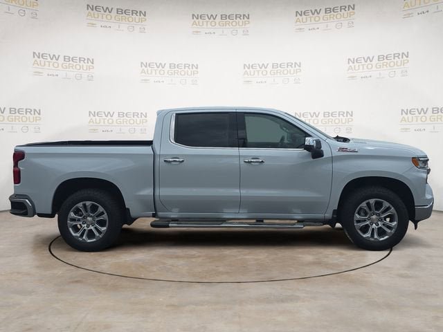 New 2026 Chevrolet Silverado 1500 LTZ w/ LTZ Premium Package AWD/4WD image 6