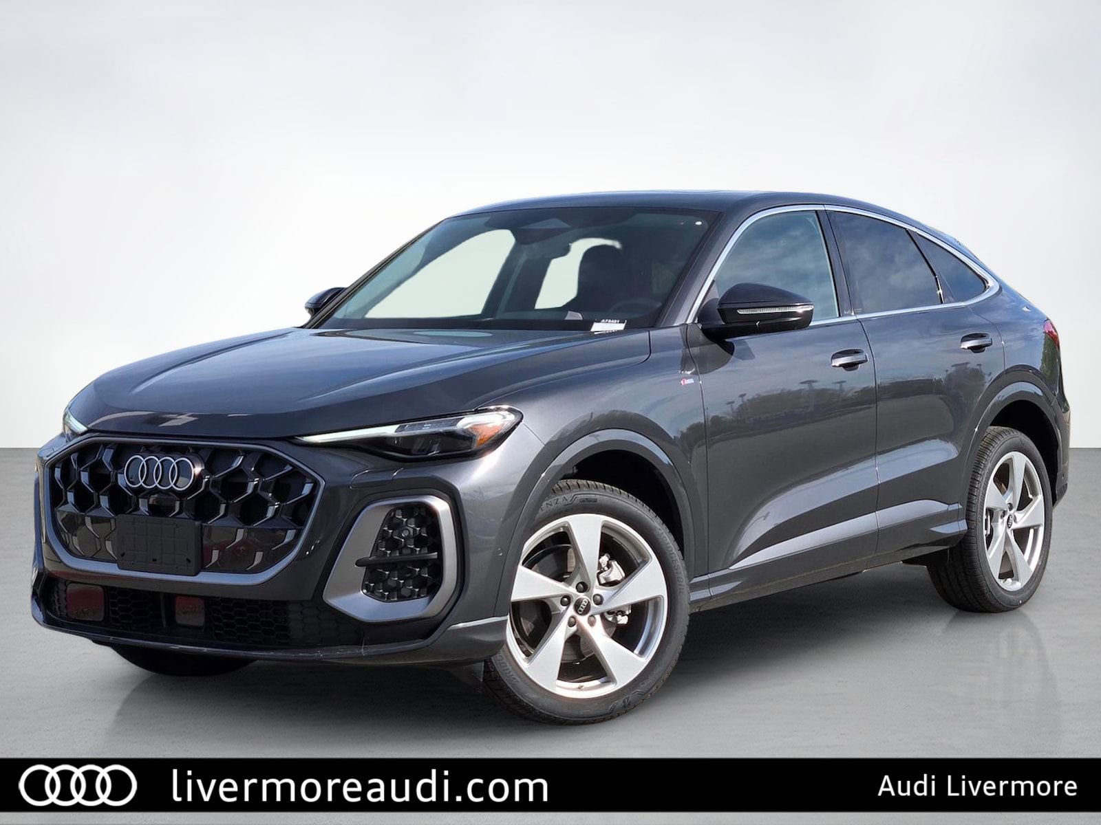 New 2025 Audi Q5 Premium Plus