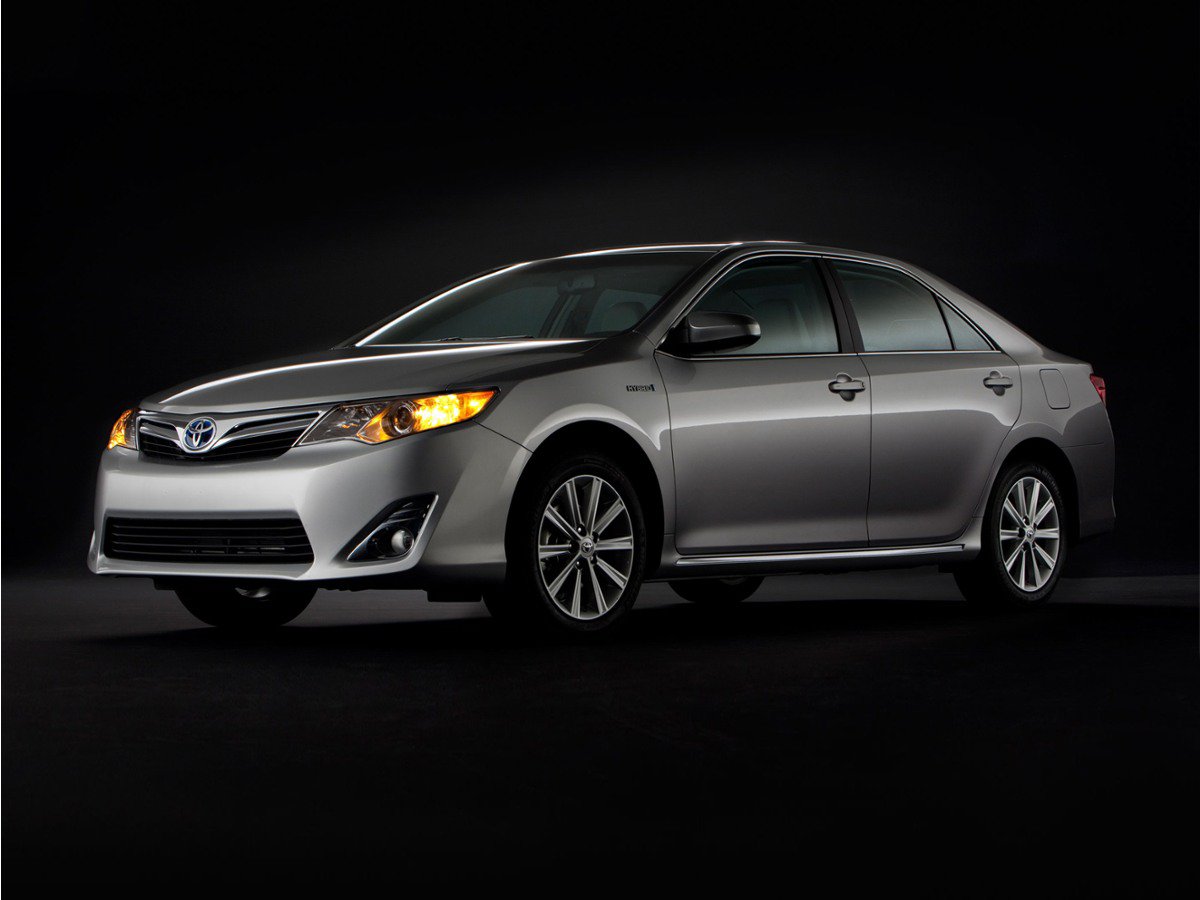 Used 2014 Toyota Camry XLE