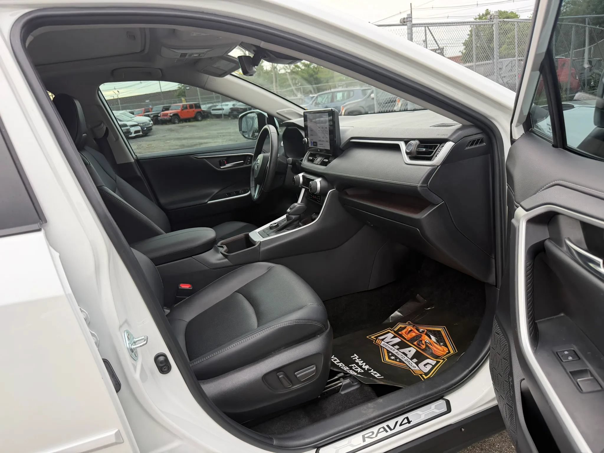 Used 2024 Toyota RAV4 Limited w/ Weather Package AWD/4WD image 27