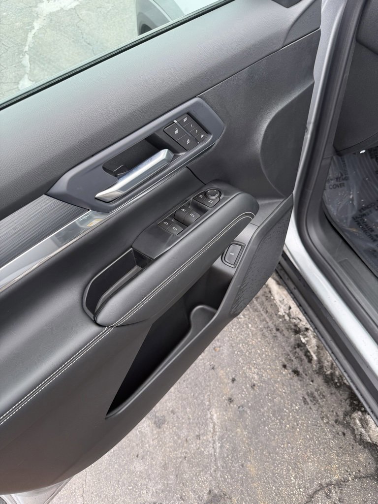 New 2026 GMC Terrain Elevation w/ Elevation Premium Package image 8