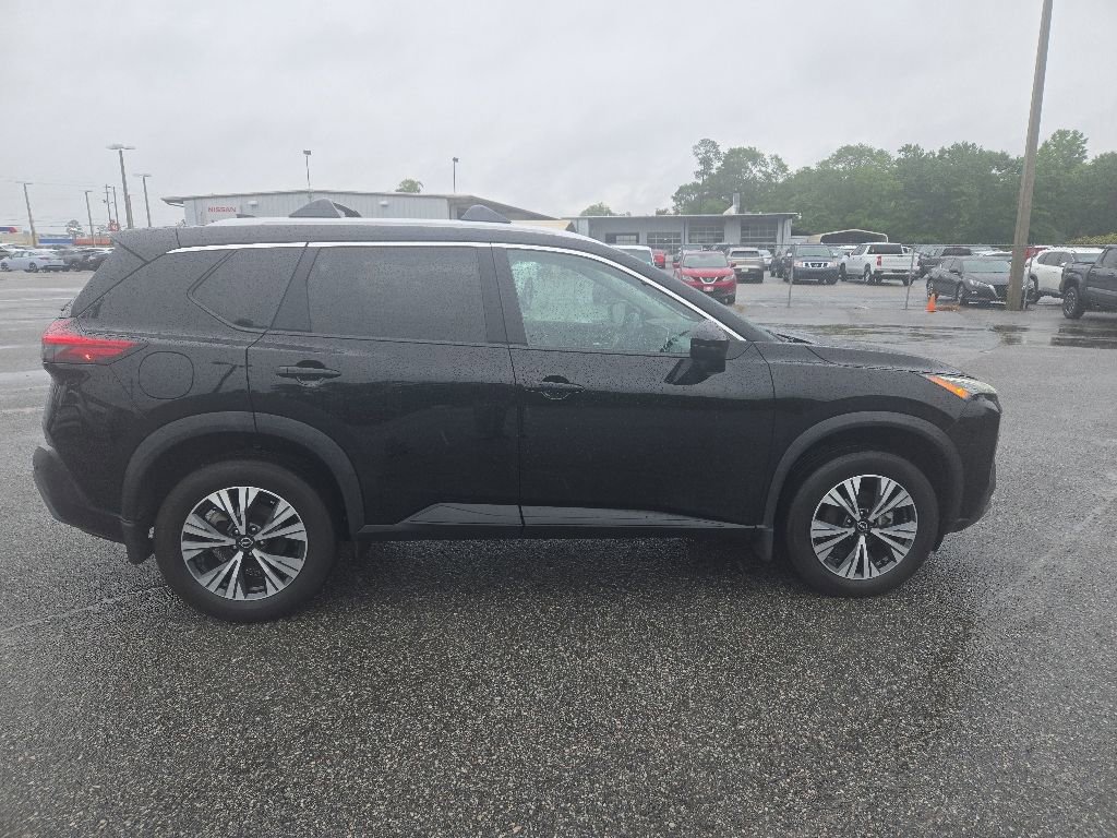 Used 2023 Nissan Rogue SV w/ SV Premium Package AWD/4WD image 6