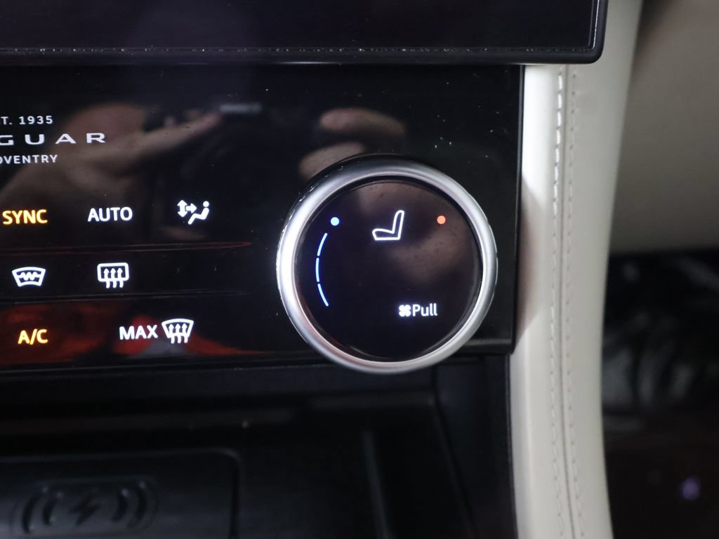 Used 2022 Jaguar F-PACE SVR AWD/4WD image 57