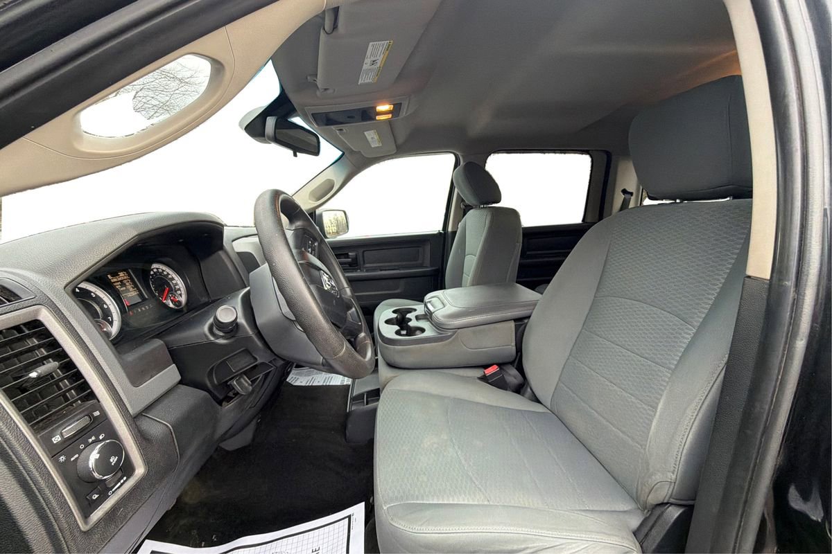 Used 2015 RAM 1500 Express image 9