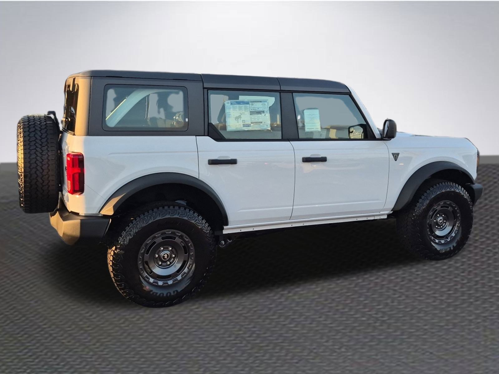 New 2025 Ford Bronco 4-Door w/ Sasquatch Package image 4