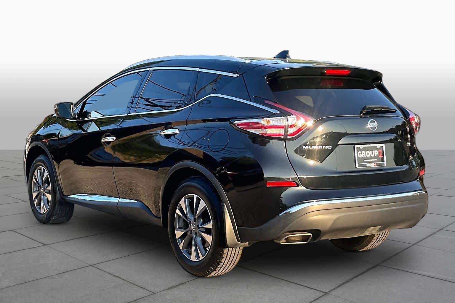 Used 2017 Nissan Murano SL w/ SL Technology Package FWD image 12