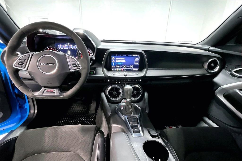 Used 2023 Chevrolet Camaro SS image 18