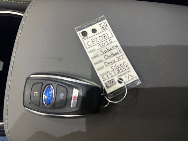 Used 2025 Subaru Outback Onyx Edition XT w/ Popular Package #2 image 35