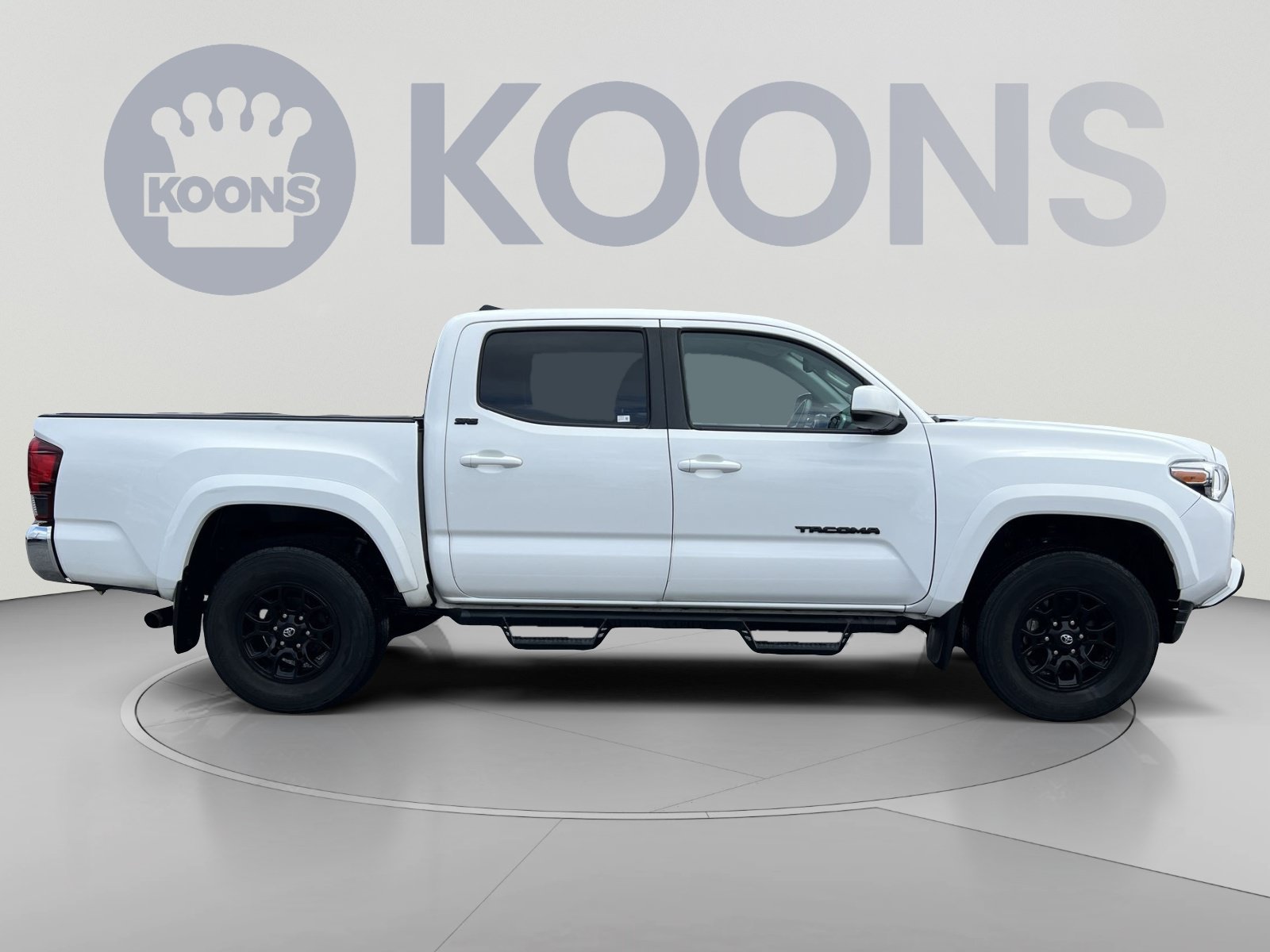 Used 2021 Toyota Tacoma SR5 w/ Blackout Package (TMS) RWD image 8