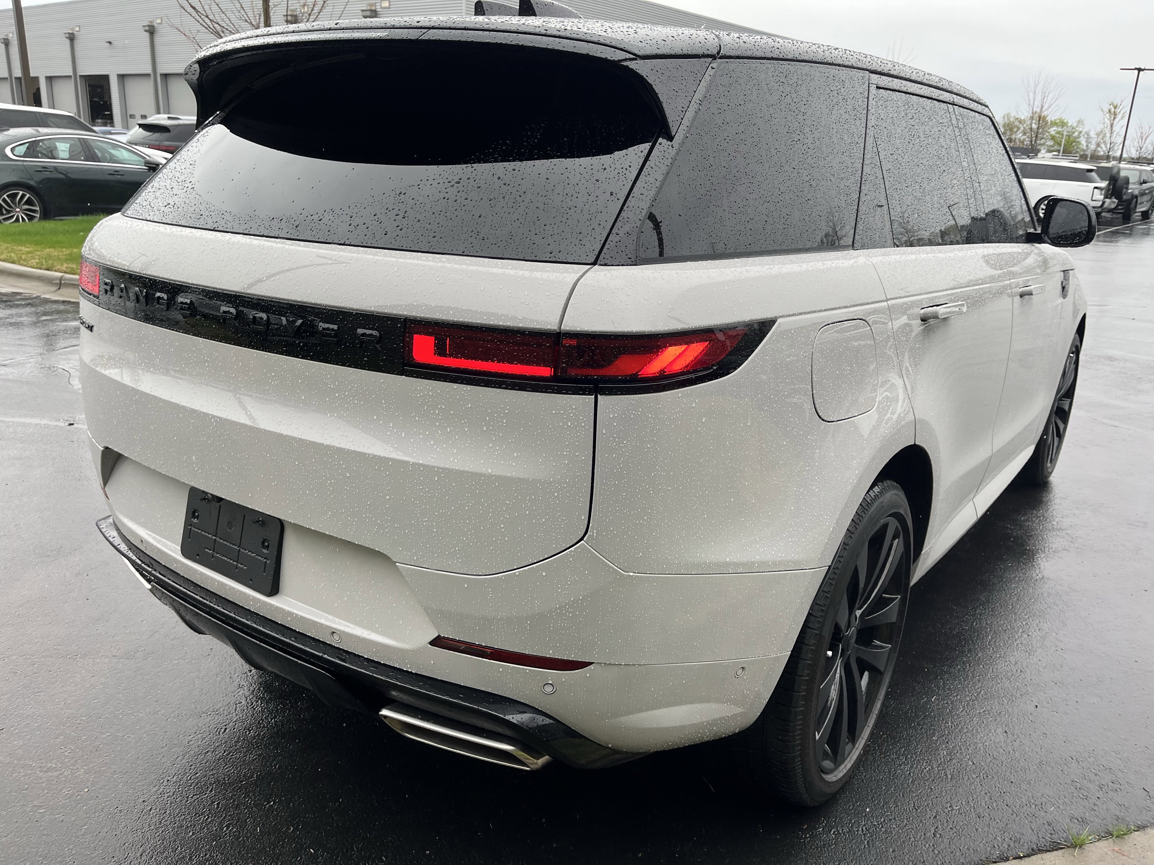 Certified 2026 Land Rover Range Rover Sport Dynamic SE AWD/4WD image 7