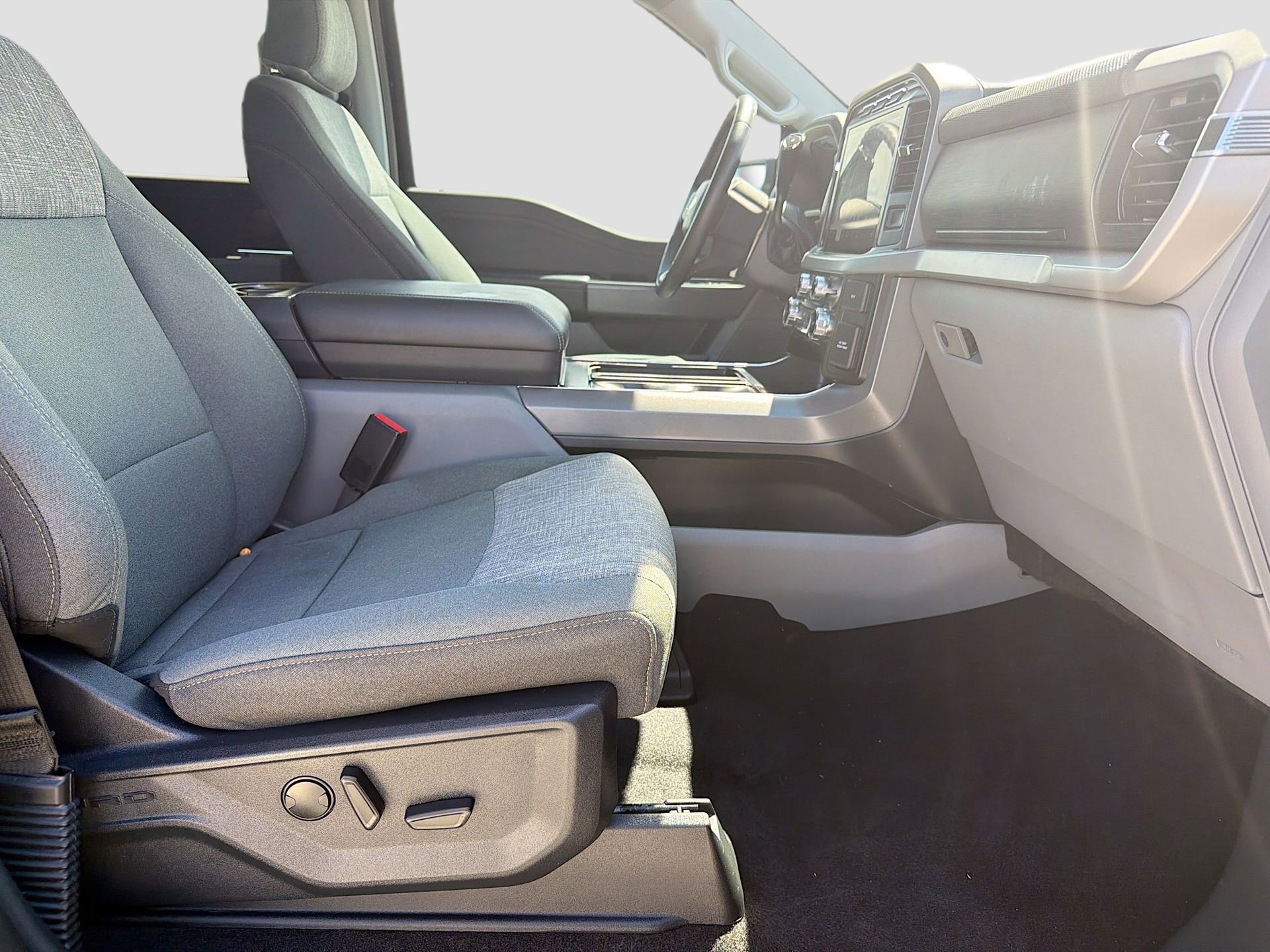 Used 2023 Ford F150 XLT w/ Equipment Group 302A High image 33